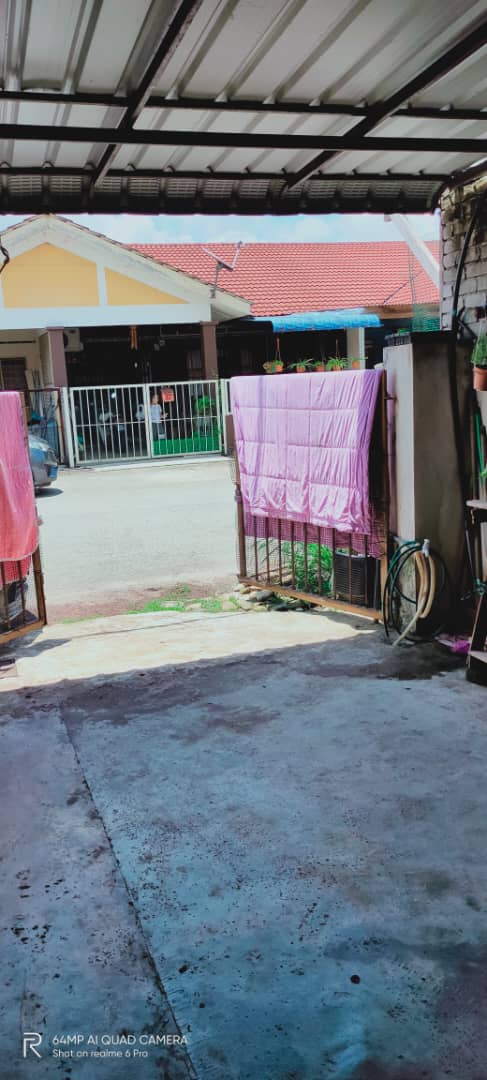 Teres Setingkat Taman Seri Mahkota Permai Kuantan - photo 1