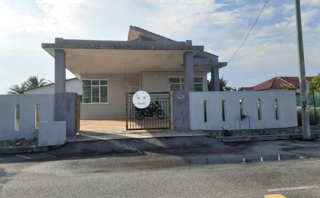 Banglo Taman Kampung Padang Jaya Kuantan