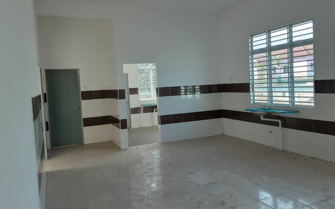 Banglo Taman Kampung Padang Jaya Kuantan - photo 4