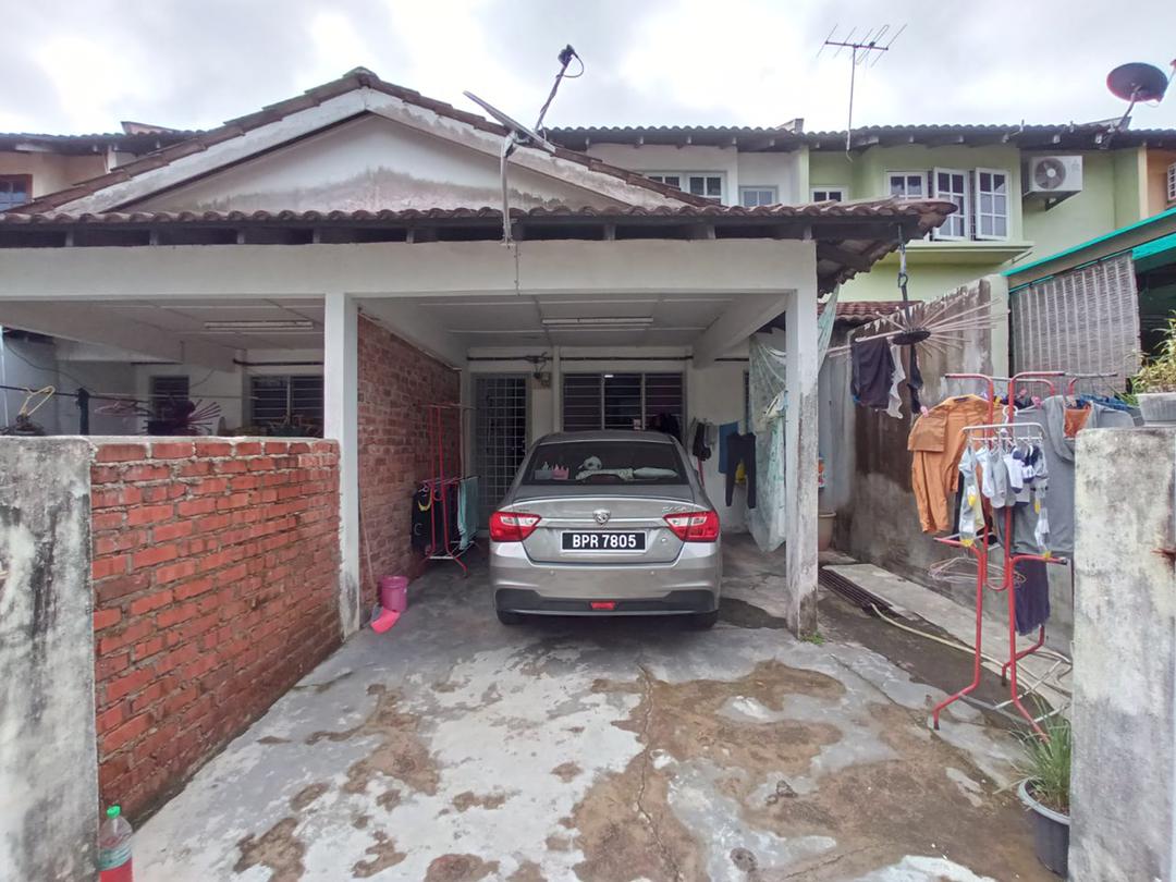 Double Storey Terrace Indera Mahkota Dua Kuantan - photo 2