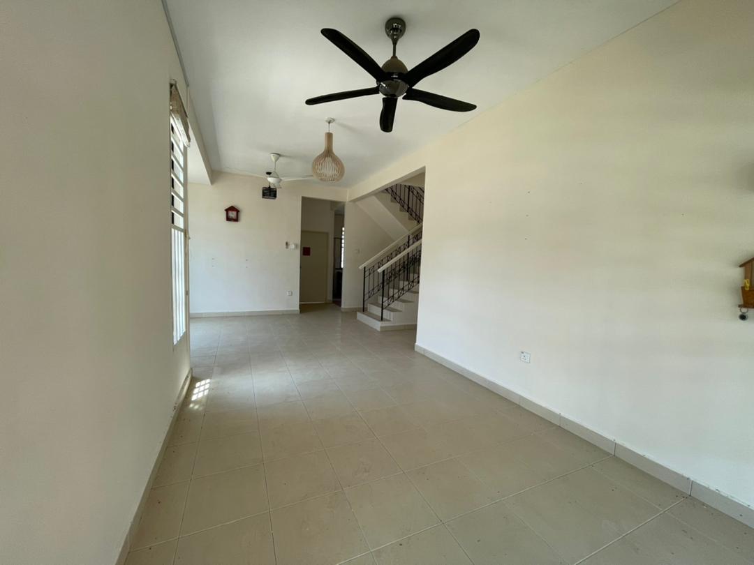 Double Storey Corner Lot Bandar Damansara Kuantan - photo 3