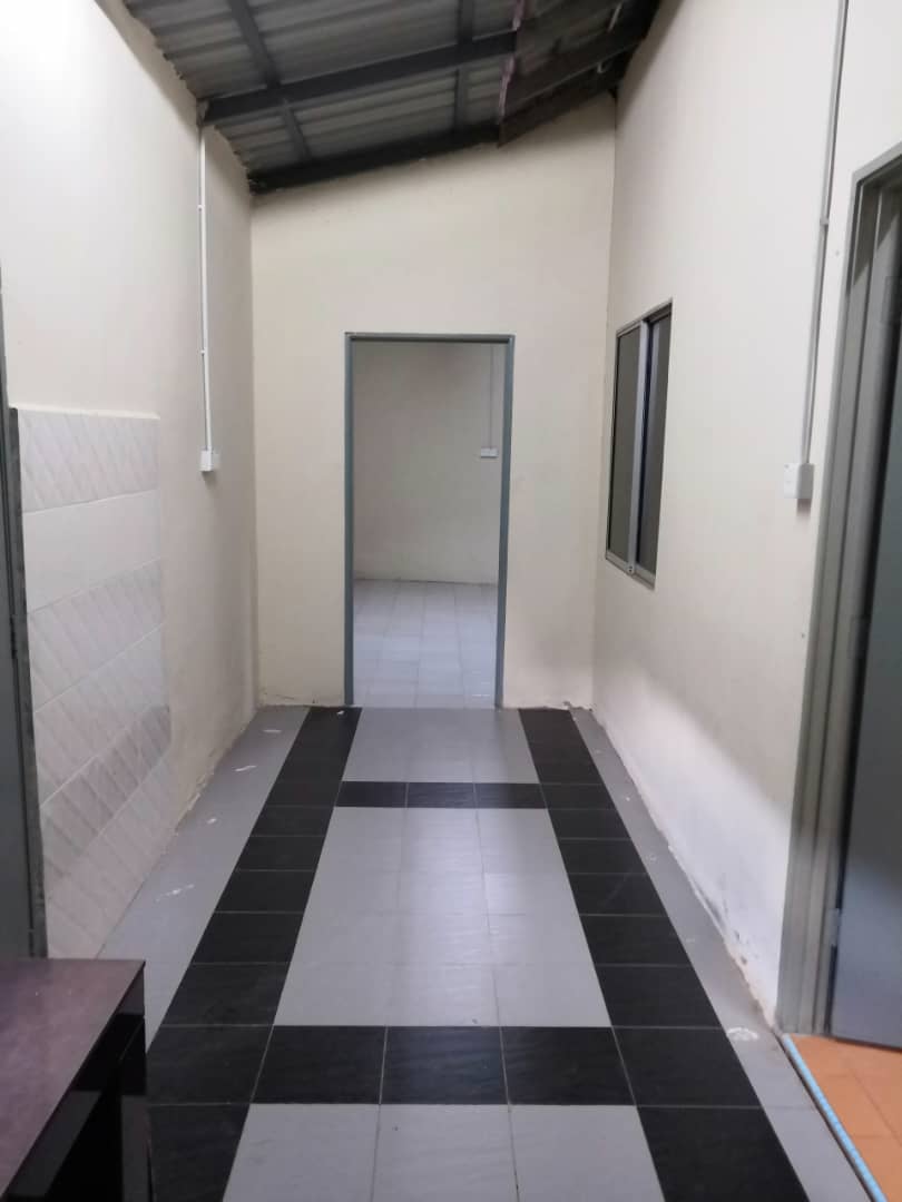 Single Storey End Lot Pandan Damai Kuantan - photo 4