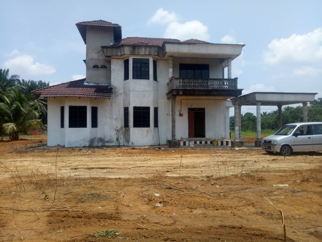 Rumah Banglo Dua Tingkat Kg Tok Dor Ajil