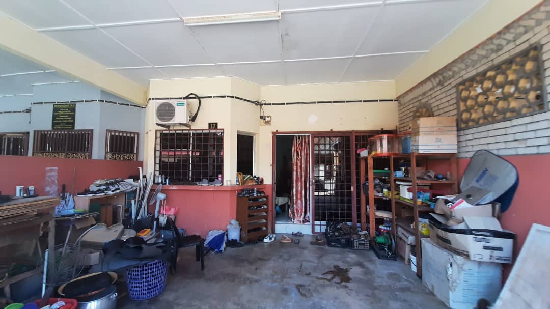 Single Storey Terrace Tmn Sungai Ular Aman Kuantan - photo 2