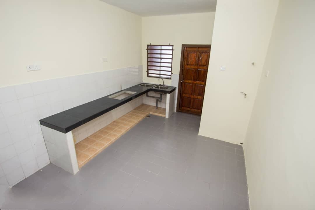 Two and a half Storey Terrace Taman Mahkota IM 8 - photo 4