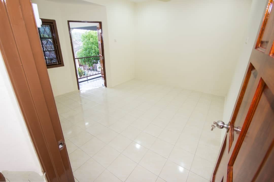 Two and a half Storey Terrace Taman Mahkota IM 8 - photo 9