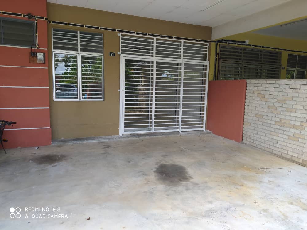 Teres Setingkat Tmn Seri Mahkota Aman Batu Sebelas - photo 2