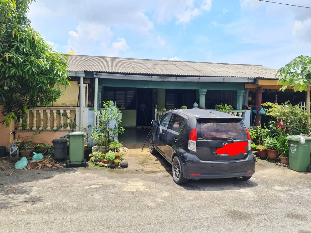 Teres Setingkat Kampung Padang Jaya Kuantan - photo 2