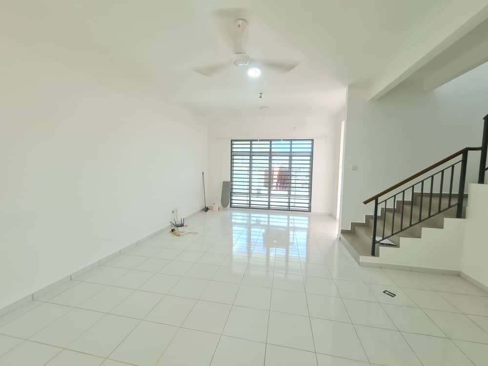 Teres Dua Tingkat Kotasas Presint Empat Kuantan - photo 1