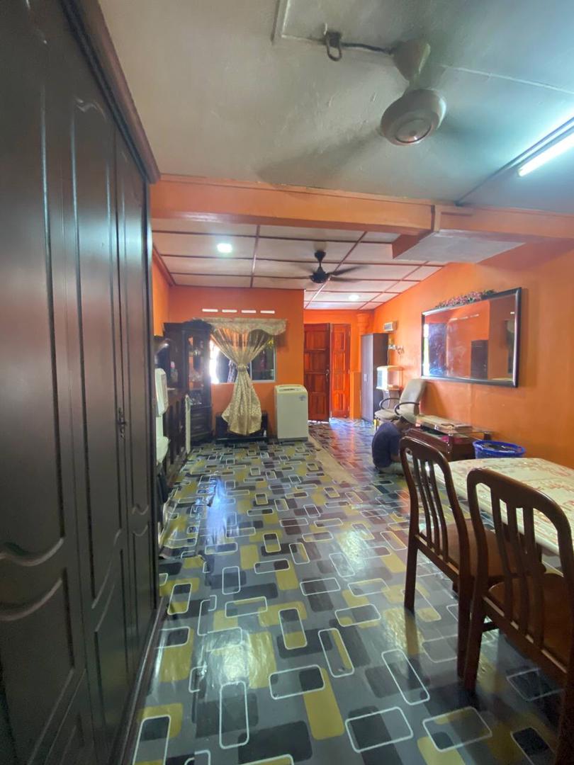 Teres Dua Tingkat Taman Mahkota Jaya Batu Sebelas - photo 7