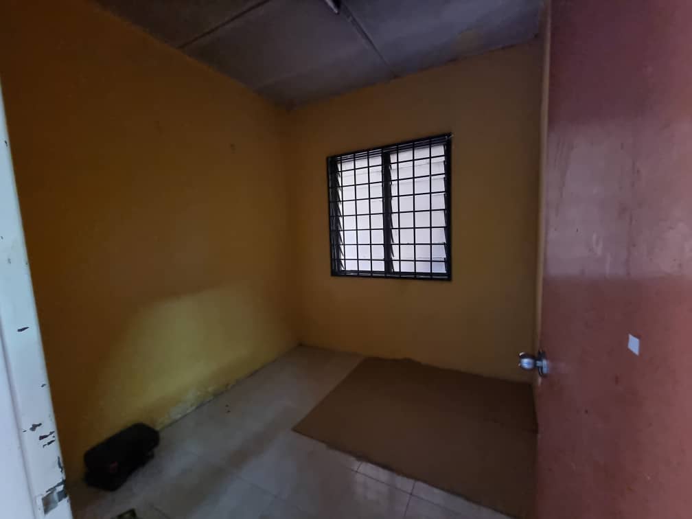 Single Storey Terrace Inderapura Kuantan - photo 7