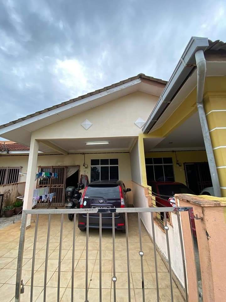 Single Storey Terrace Tmn Kempadang Makmur Kuantan - photo 1