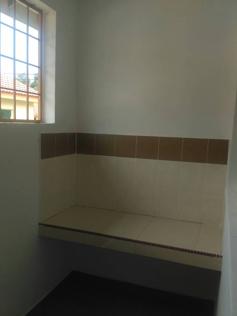 Teres Satu Suku Tingkat Sg Karang Darat Satu - photo 4