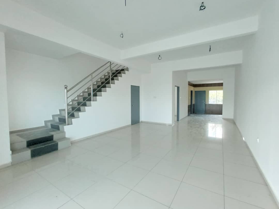 Teres Dua Tingkat Bandar Kuantan Putri - photo 3