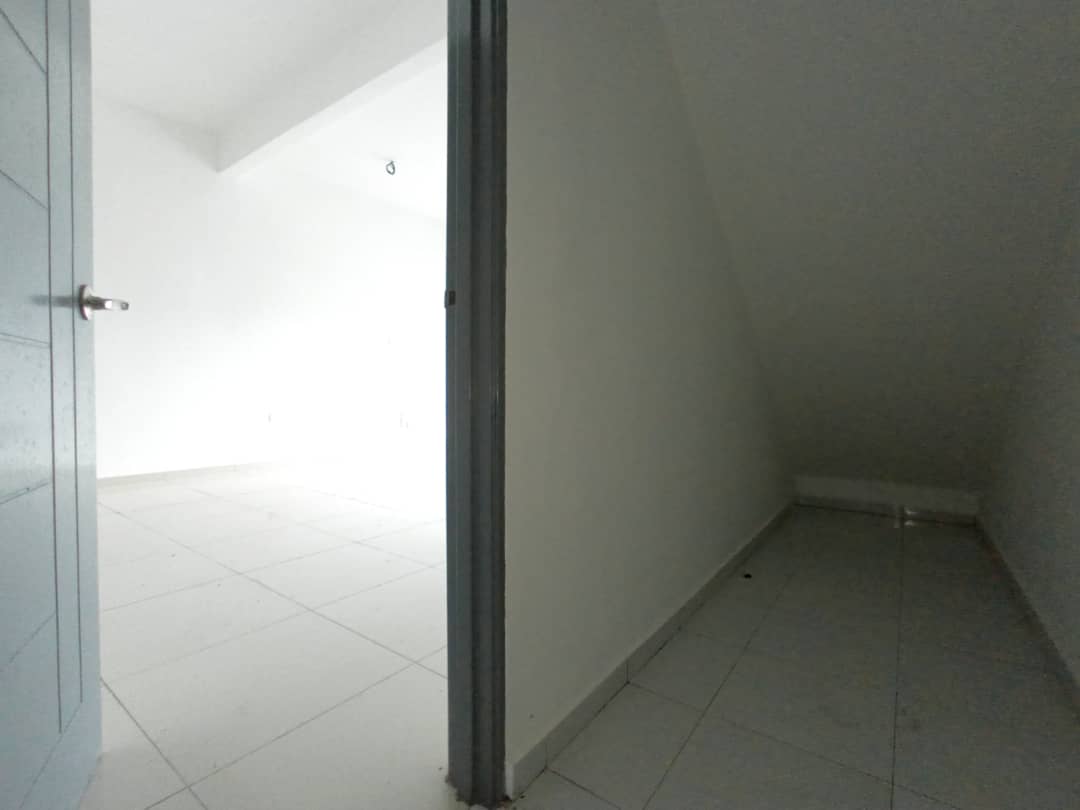 Teres Dua Tingkat Bandar Kuantan Putri - photo 7