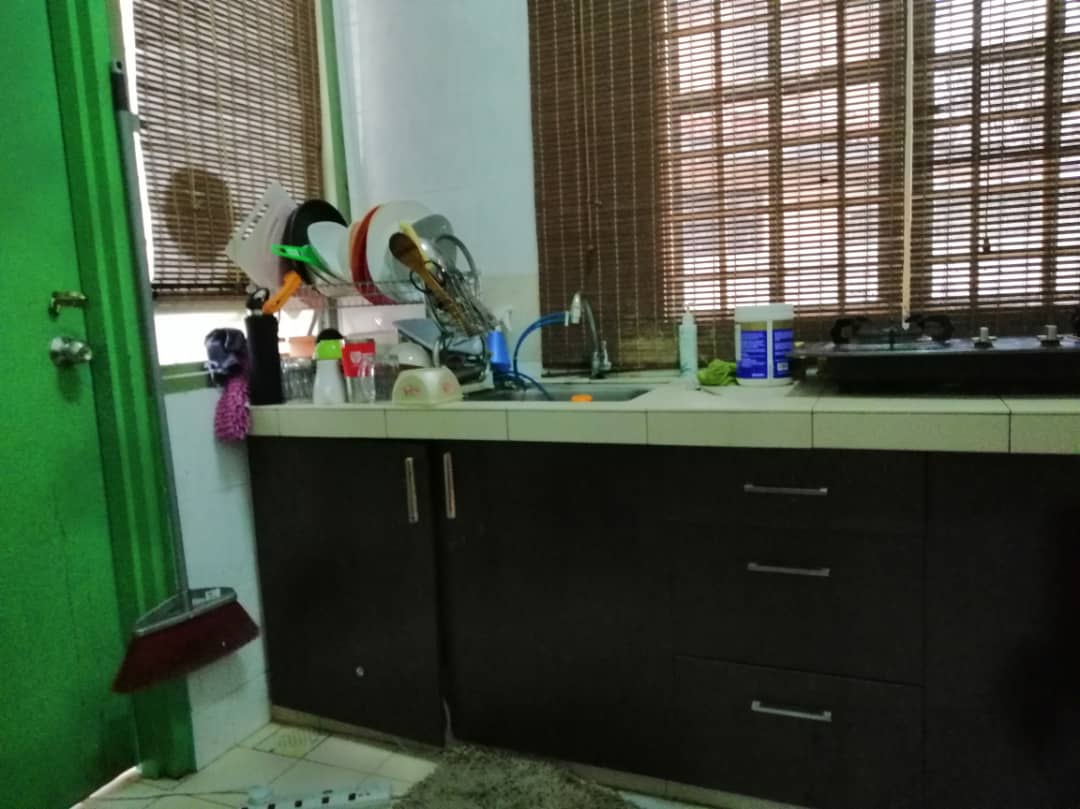 Corner Lot Double Storey Seksyen Tujuh Shah Alam - photo 5