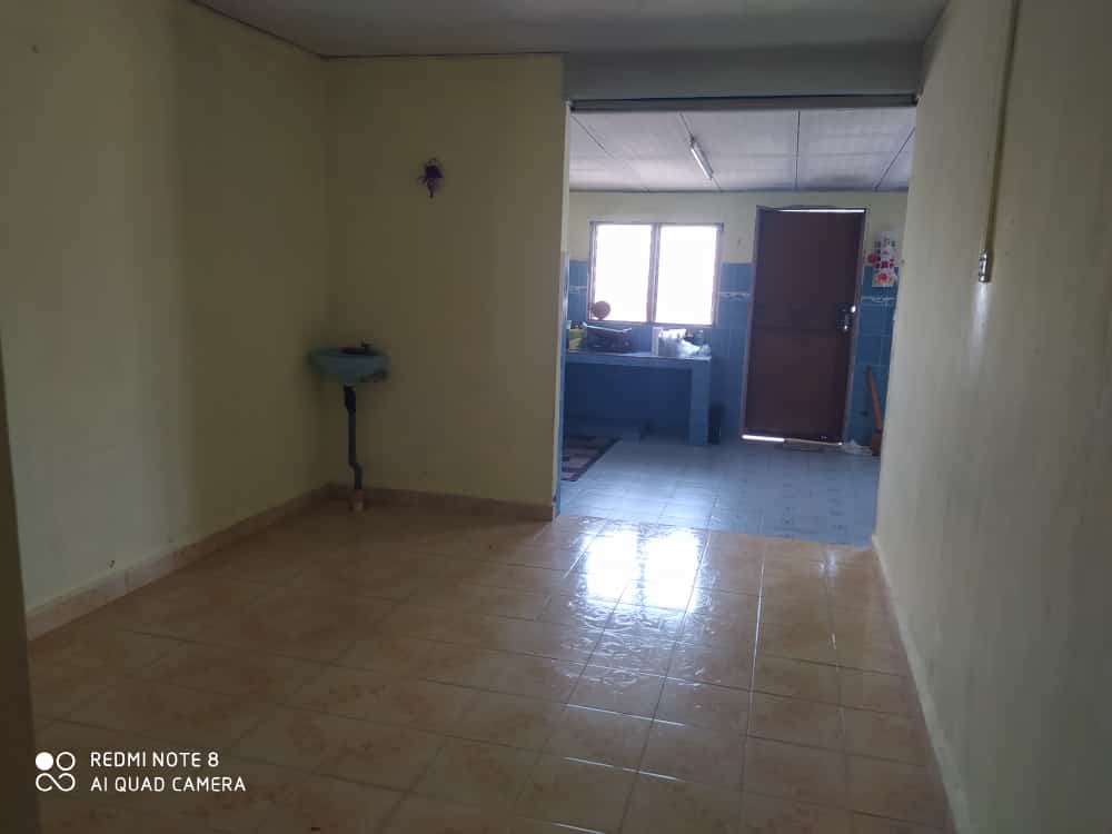 Teres Setingkat Taman Raub Utama Raub Pahang - photo 5
