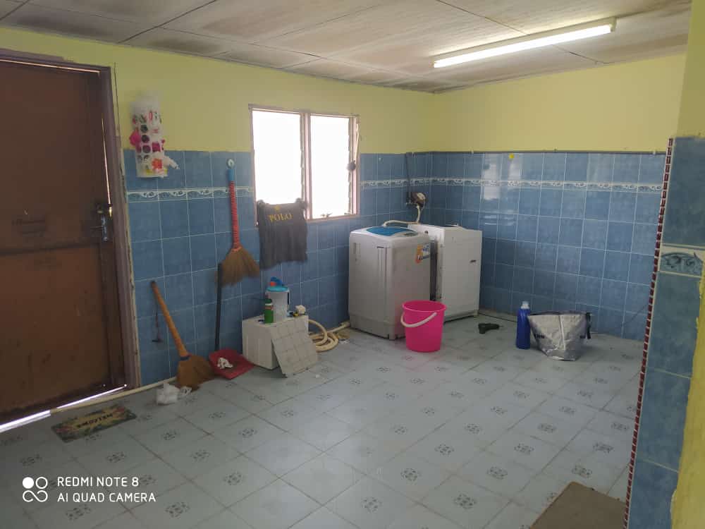 Teres Setingkat Taman Raub Utama Raub Pahang - photo 6
