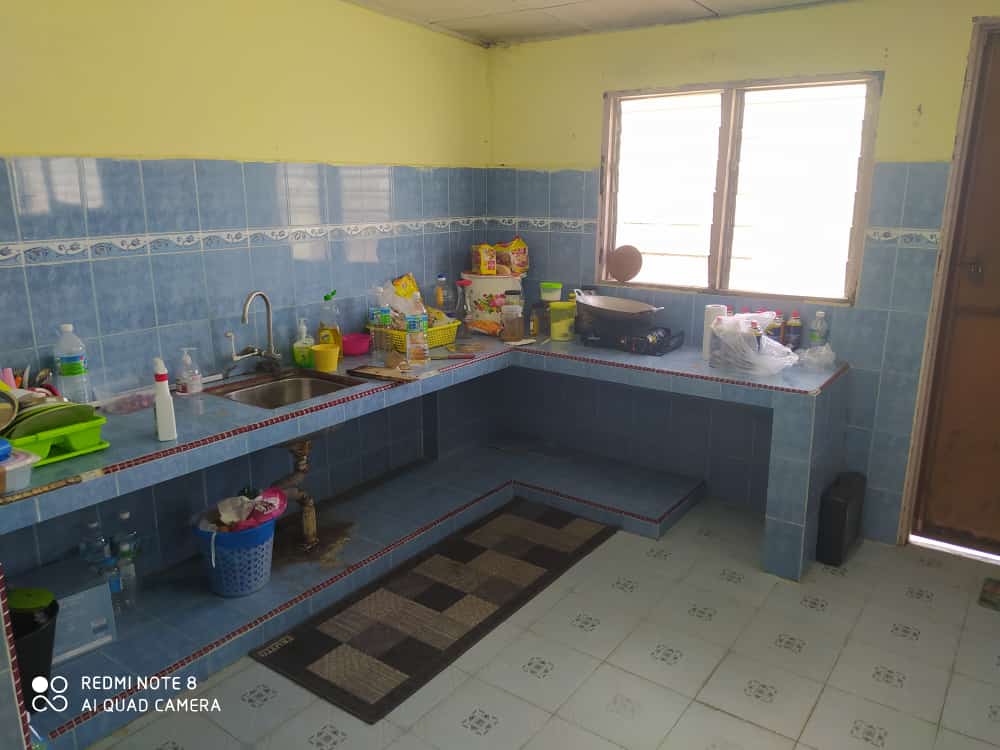 Teres Setingkat Taman Raub Utama Raub Pahang - photo 7