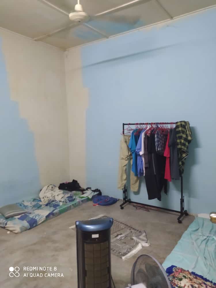 Teres Setingkat Taman Raub Utama Raub Pahang - photo 10