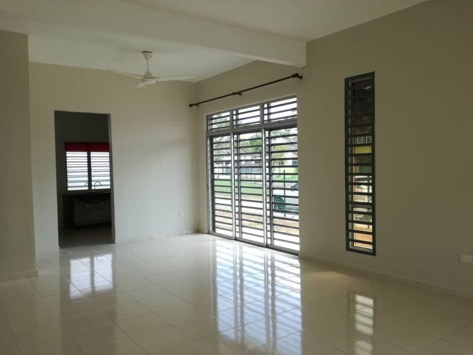 Double Storey End Lot Kotasas Precint Tiga Kuantan - photo 4