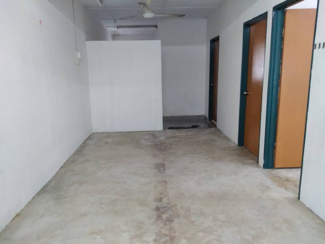 Teres Setingkat Taman Seri Damai Kuantan - photo 2