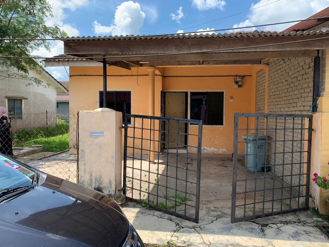 Semi-D Single Storey Taman Seriku Batu 12 Kuantan - photo 2