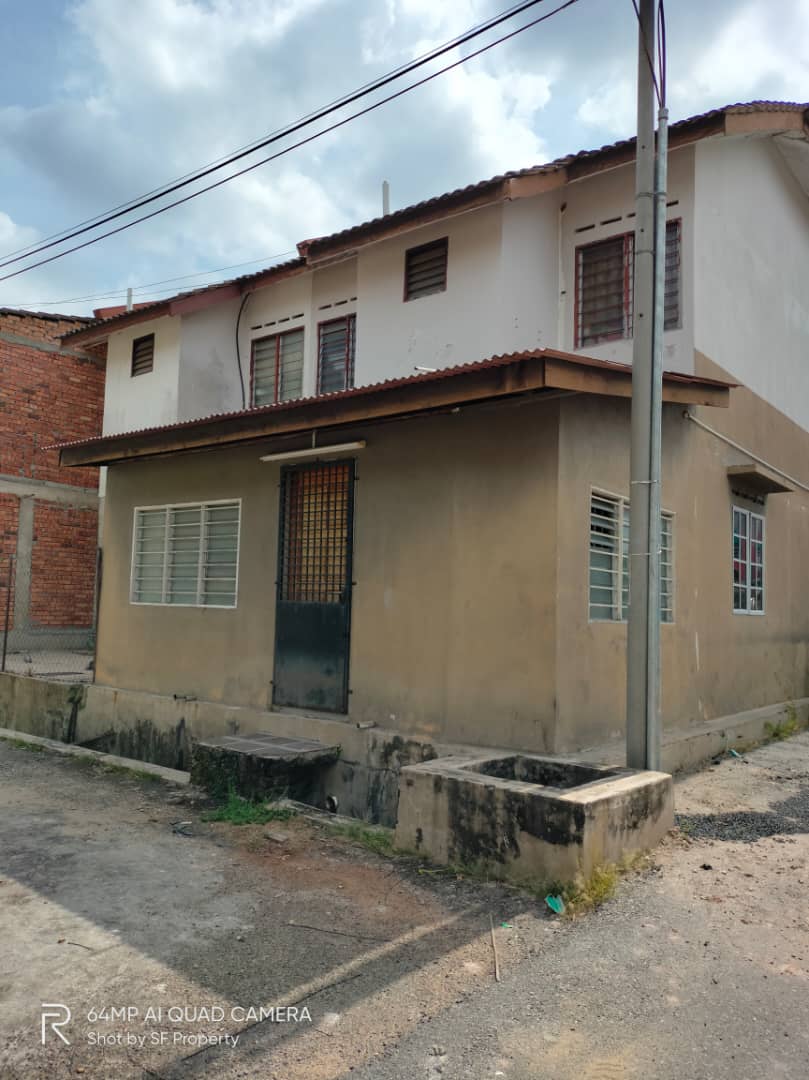 End Lot Teres Dua Tingkat Temerloh Jaya - photo 4