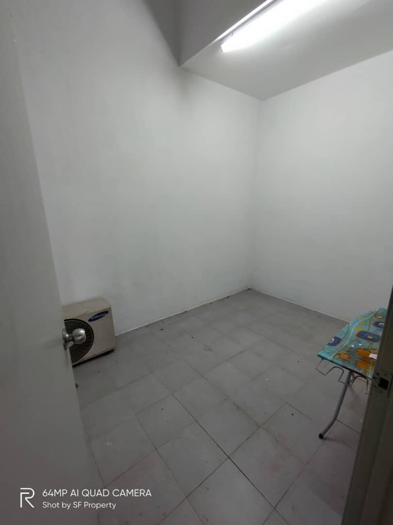 Teres Setingkat Bandar Satelit Muadzam Shah - photo 3