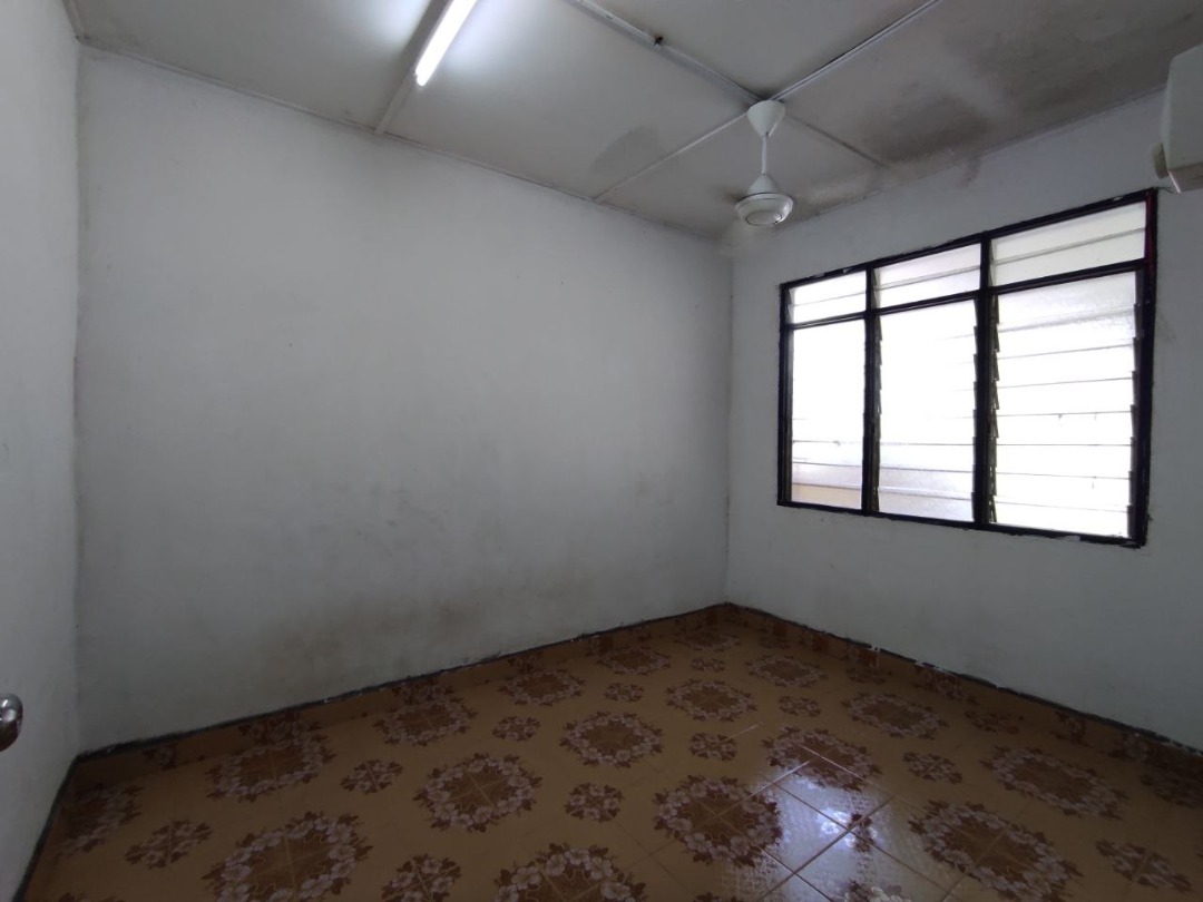 Single Storey Terrace Taman Dato Rasyid Kuantan - photo 5