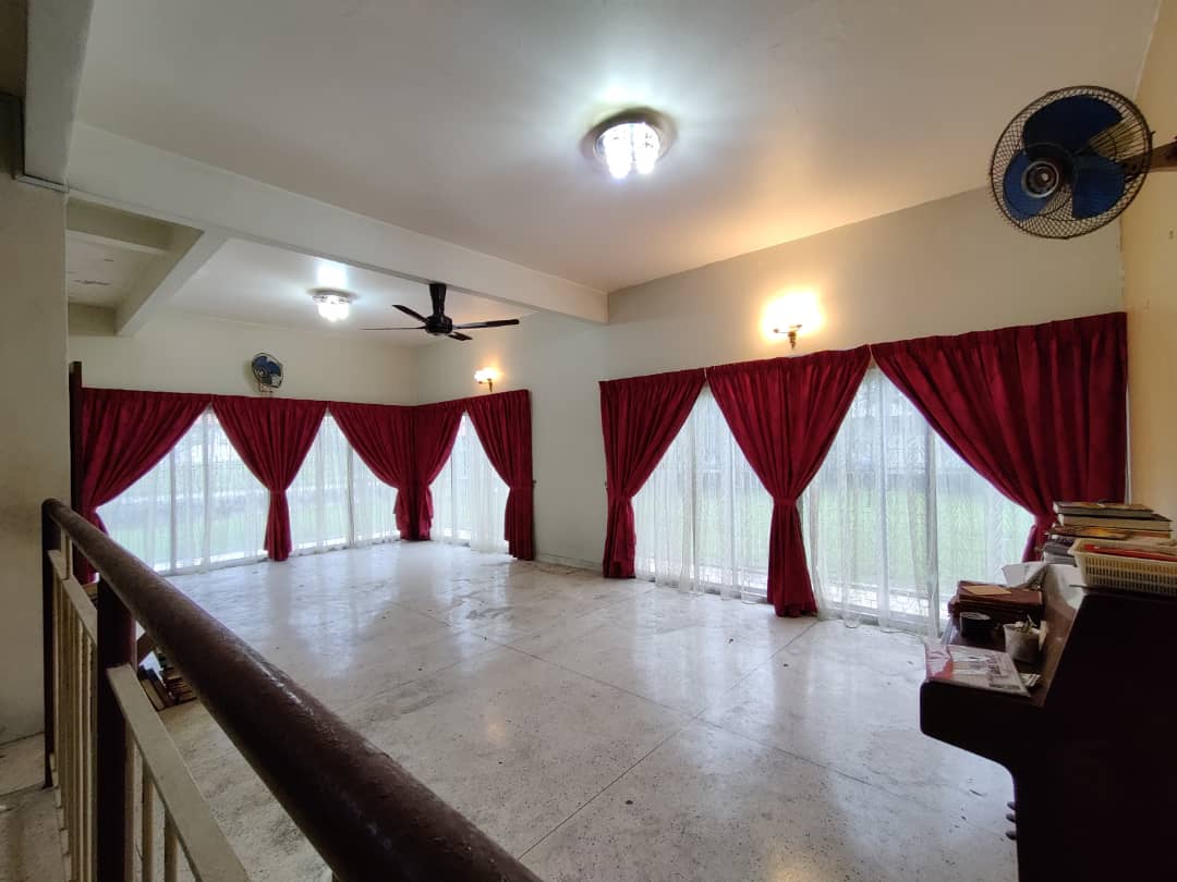 Bungalow Corner Lot Jalan Tok Sira Kuantan - photo 3