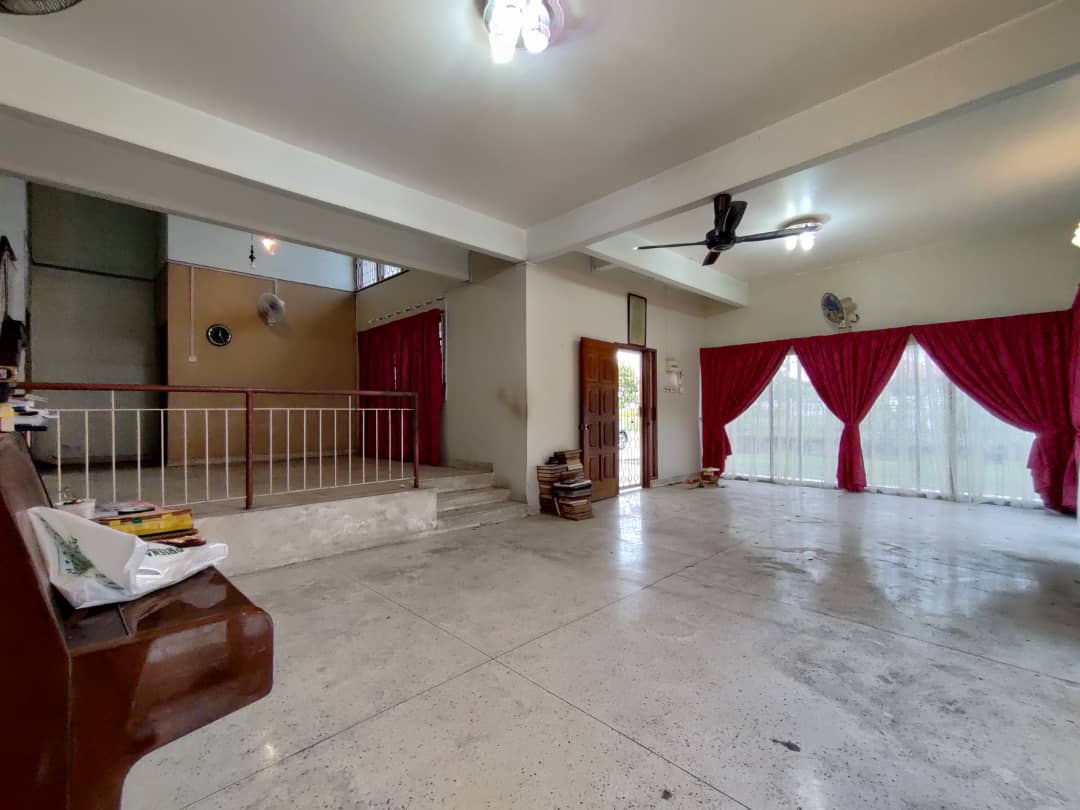 Bungalow Corner Lot Jalan Tok Sira Kuantan - photo 4