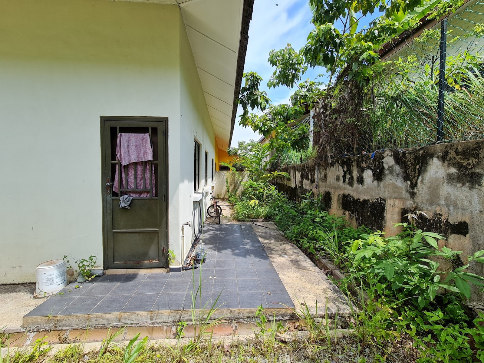 Single Storey Semi-D Taman Carnation Park Beserah - photo 4
