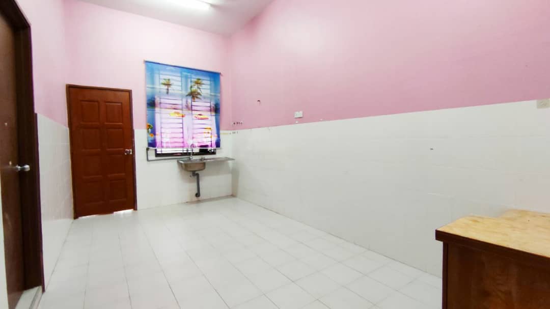 End Lot Terrace One Storey Bandar Kuantan Putri - photo 4