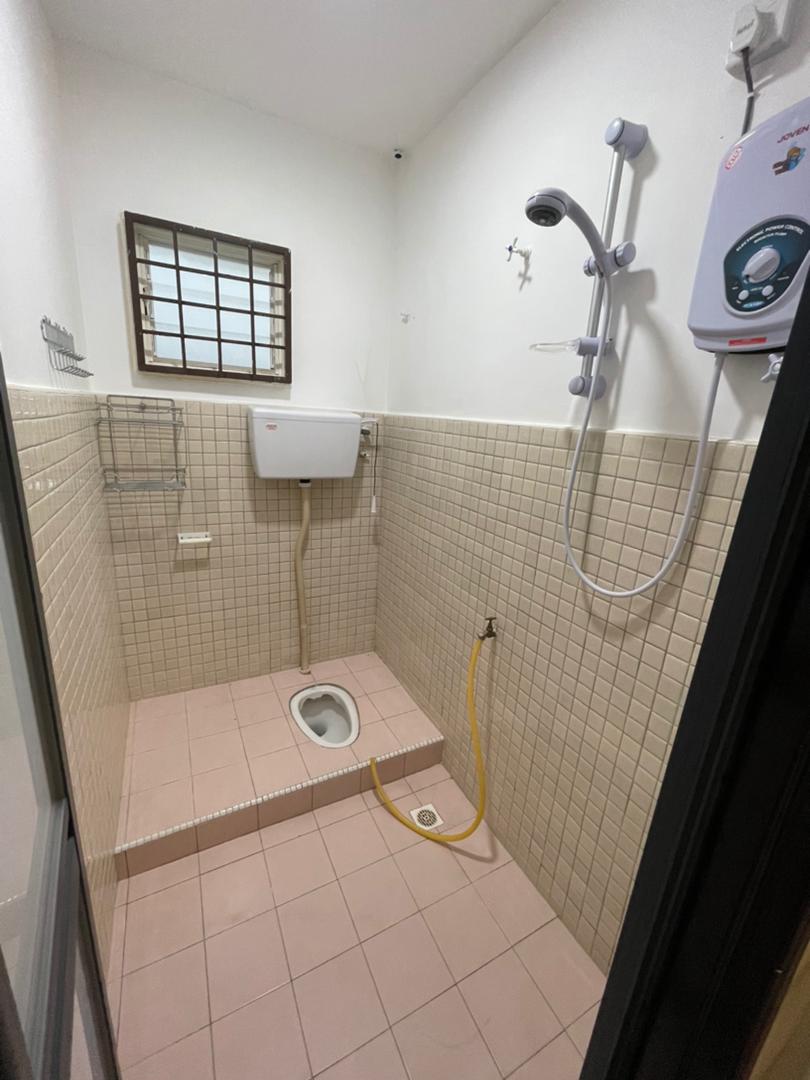 Single Storey Semi-D Taman Seri Inderapura Kuantan - photo 13