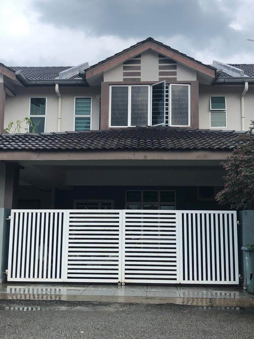 Double Storey Bkt Setongkol Tmn Cenderawasih Indah - photo 2
