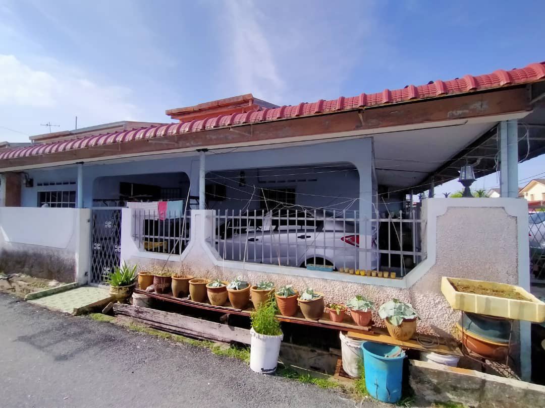 Corner Lot Dua Tingkat Taman Cenderawasih Kuantan