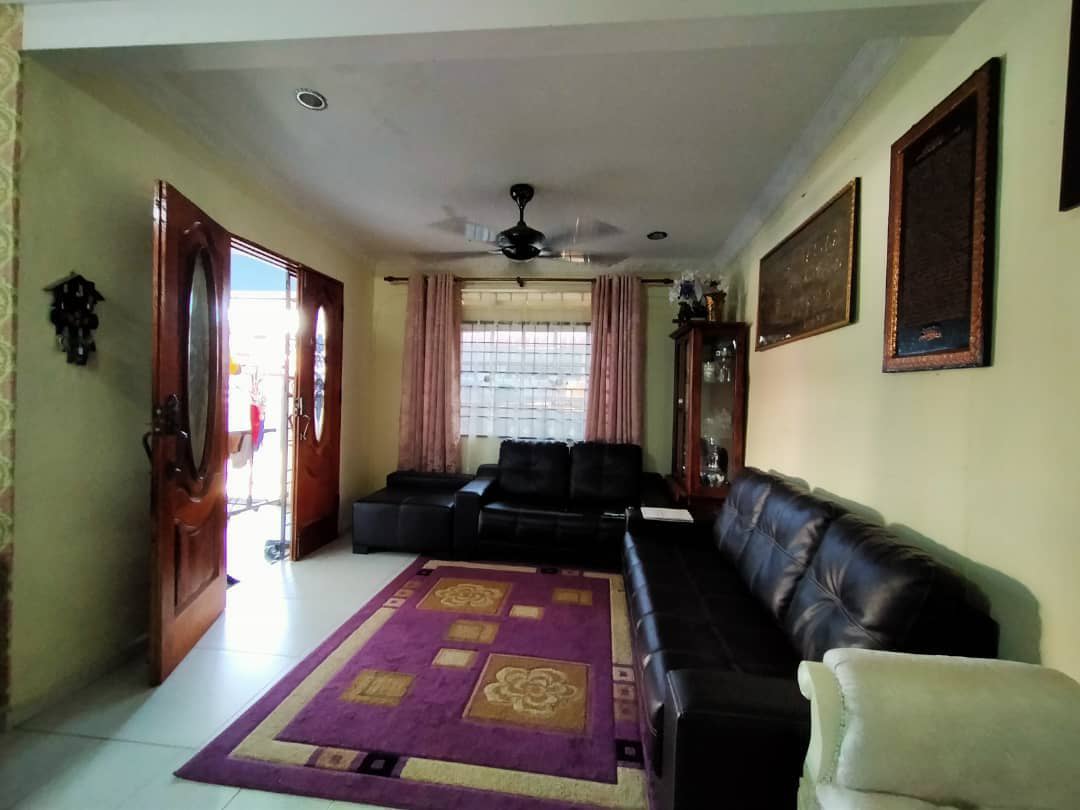 Corner Lot Dua Tingkat Taman Cenderawasih Kuantan - photo 4