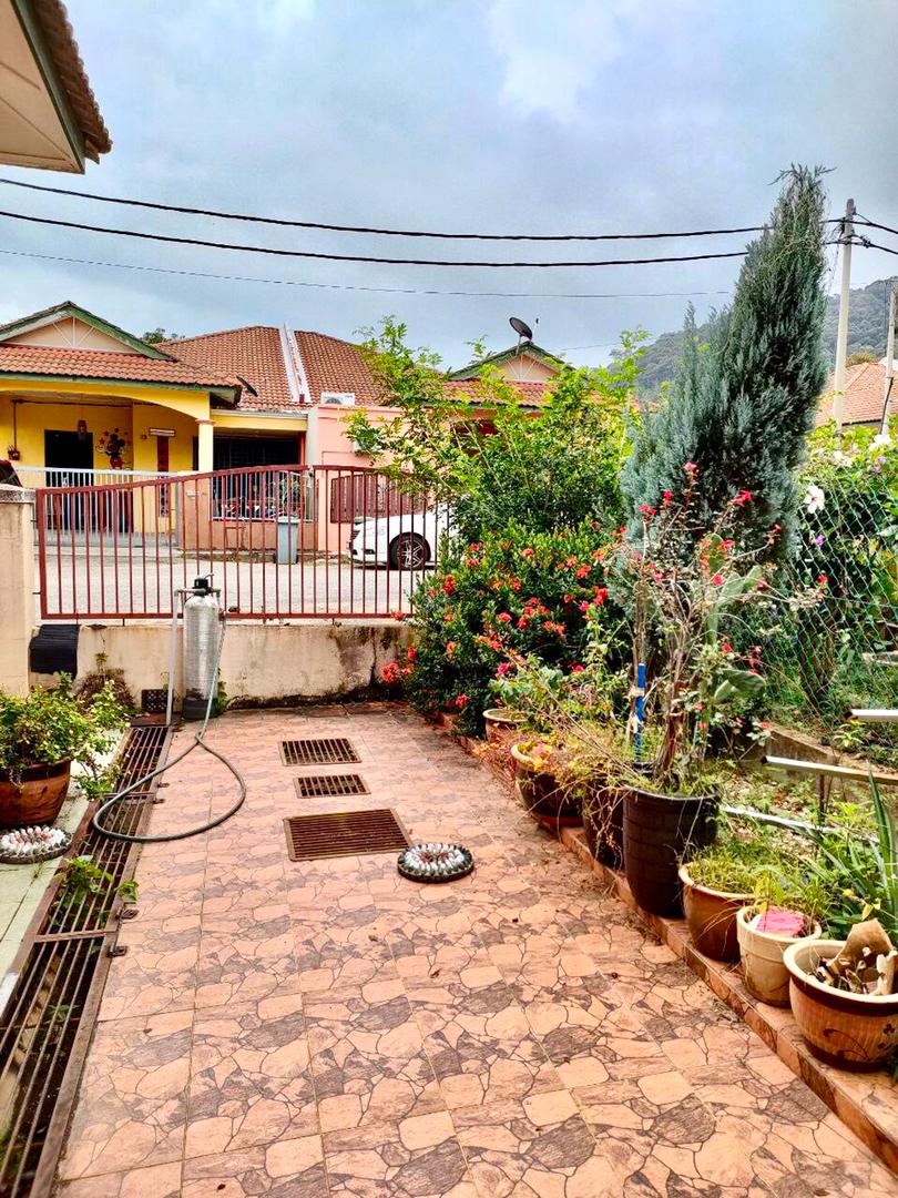 Single Storey Semi-D Pelindung Damai Kuantan - photo 2