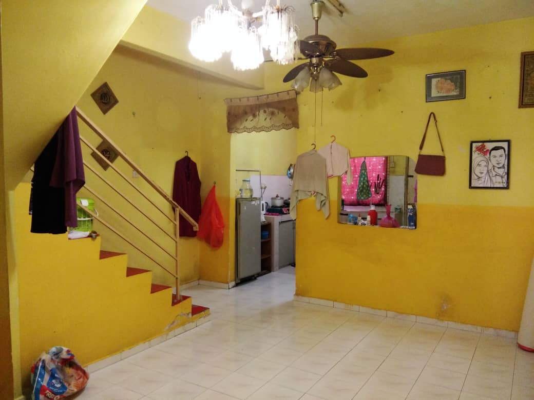 Double Storey Terrace Taman Seroja Binjai Kemaman - photo 2