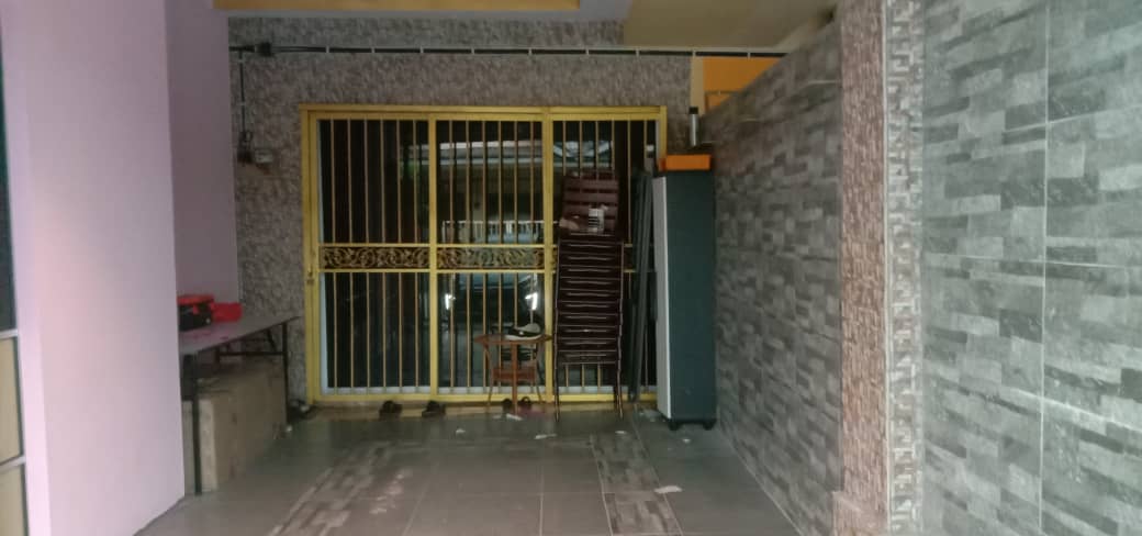Single Storey Terrace Taman Pandan Indah Kuantan - photo 2