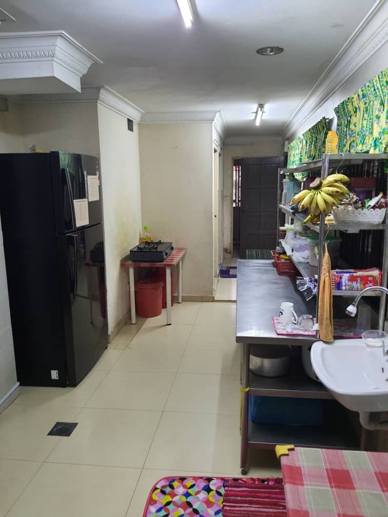Corner Lot 2 Tingkat Taman Bukit Indah Ampang - photo 2