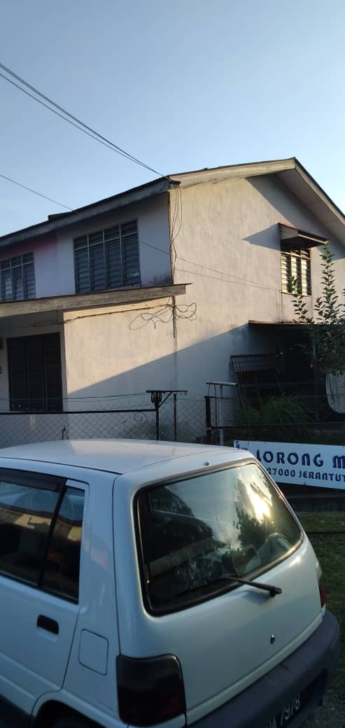 Corner Lot Setingkat Taman Mat Kilau 2 Jerantut - photo 1