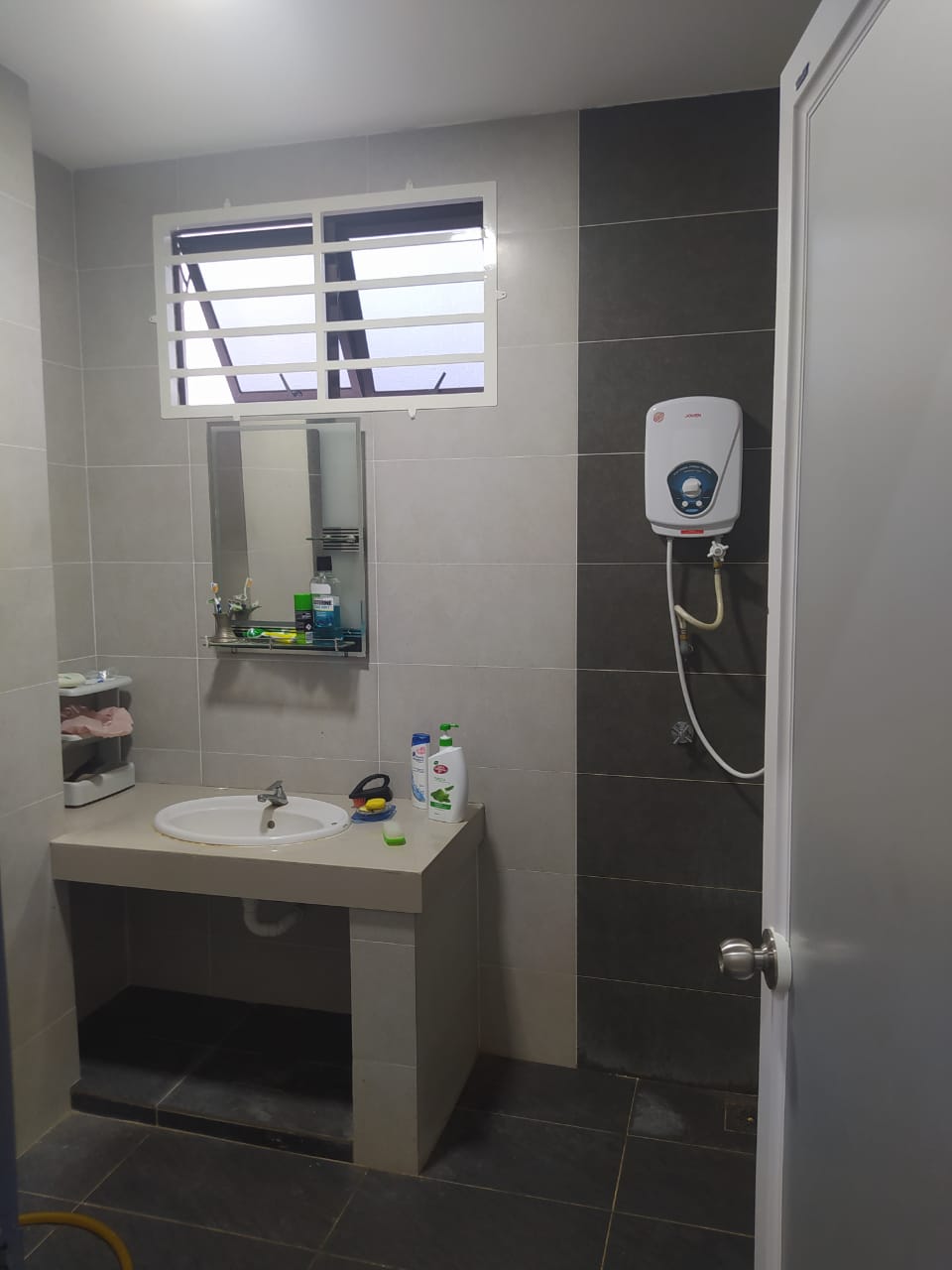 Teres 2 Tingkat Taman Villa Impian Raub - photo 2