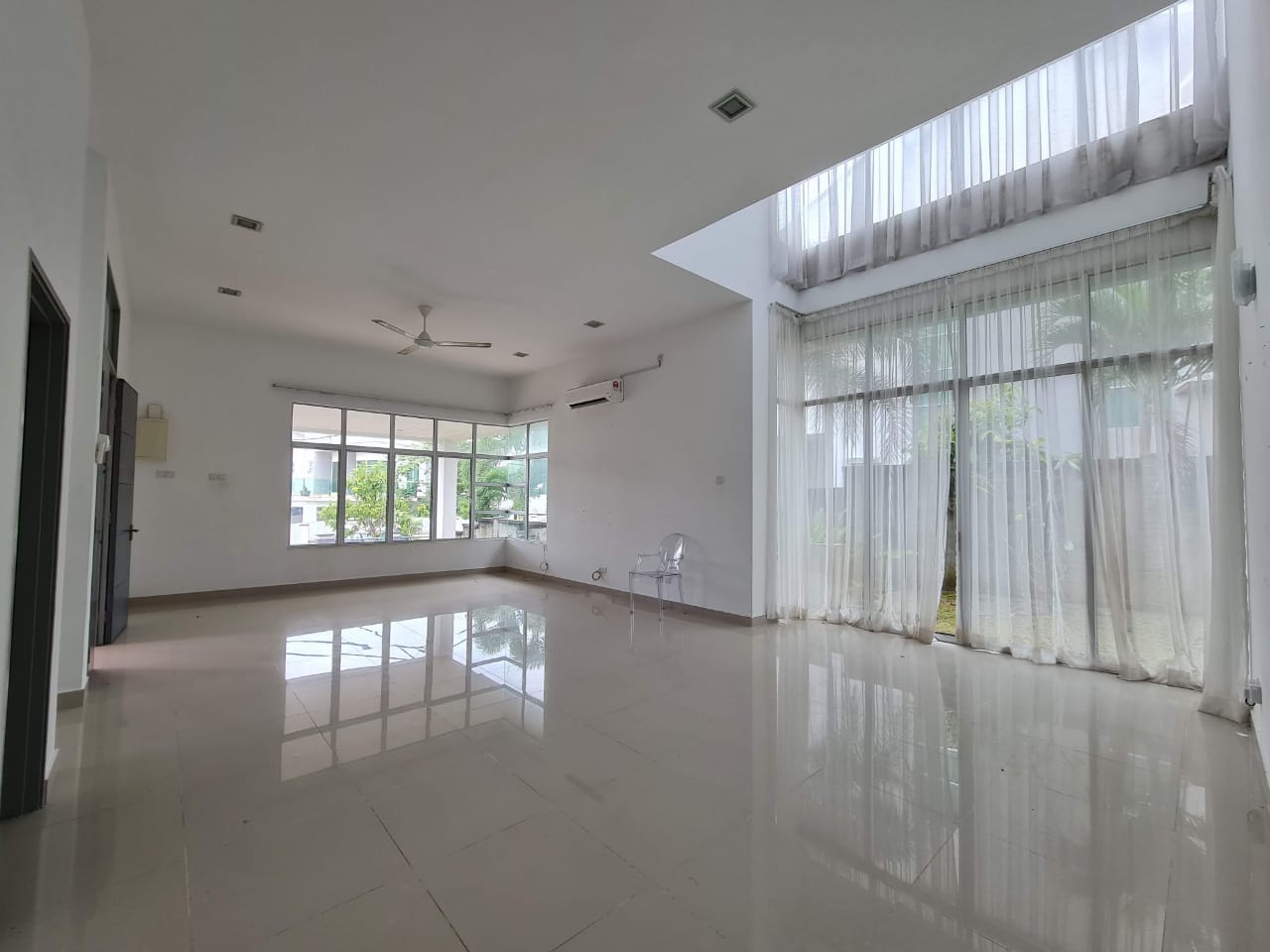 STRATEGIC LOCATION Bungalow 2 Storey Bukit Istan - photo 3