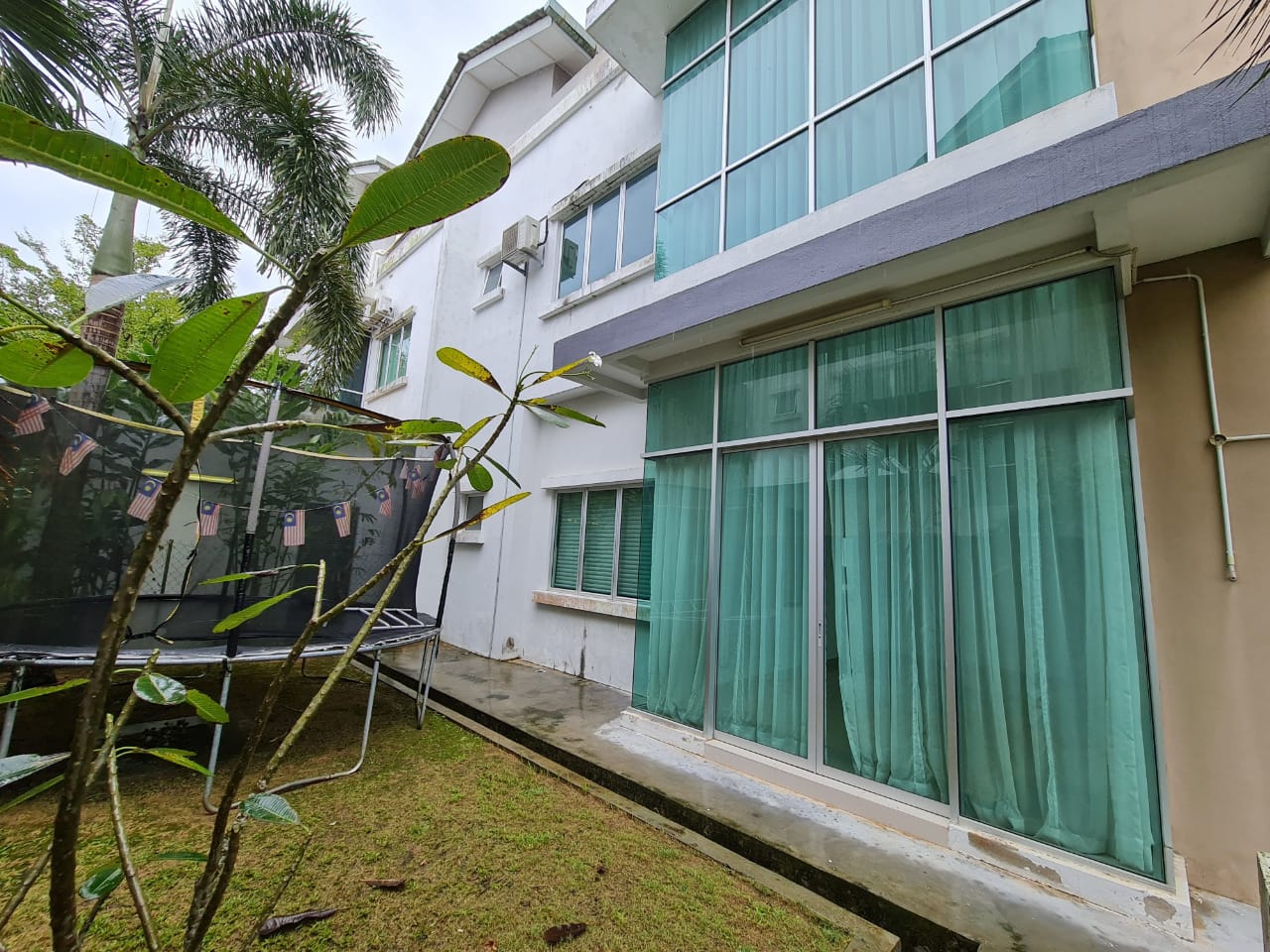 STRATEGIC LOCATION Bungalow 2 Storey Bukit Istan - photo 5