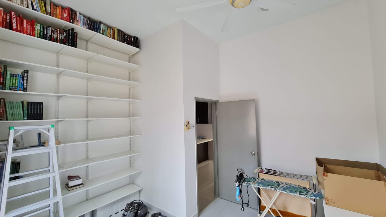 Semi - D End Lot 2 Tingkat Bukit Istana Kuantan - photo 7