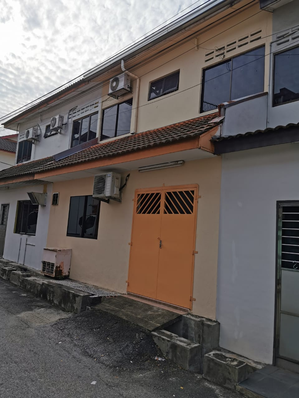 Teres 2 Tingkat Air Putih Kuantan PARTLY FURNISHED - photo 2