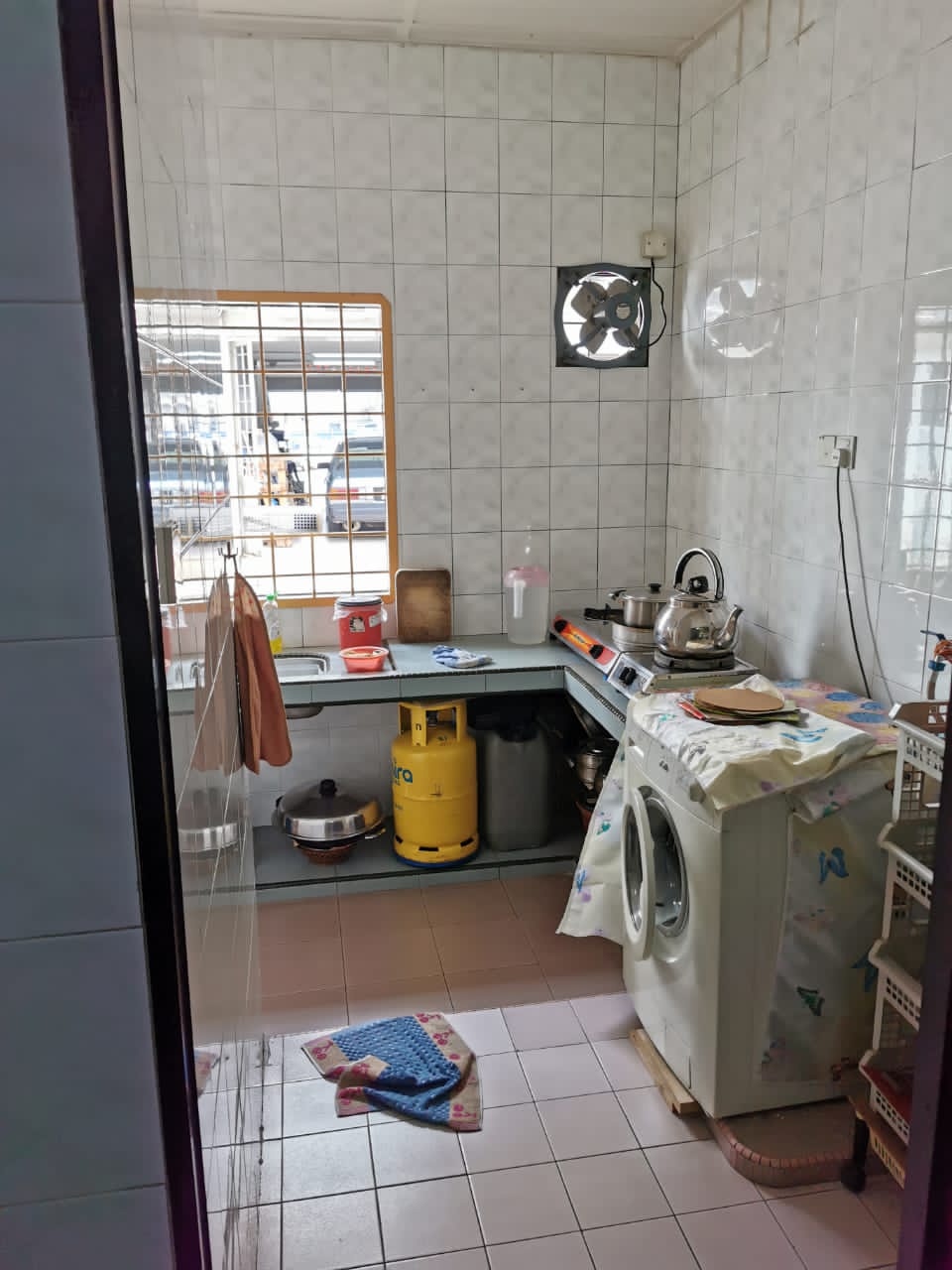 Teres 2 Tingkat Air Putih Kuantan PARTLY FURNISHED - photo 3