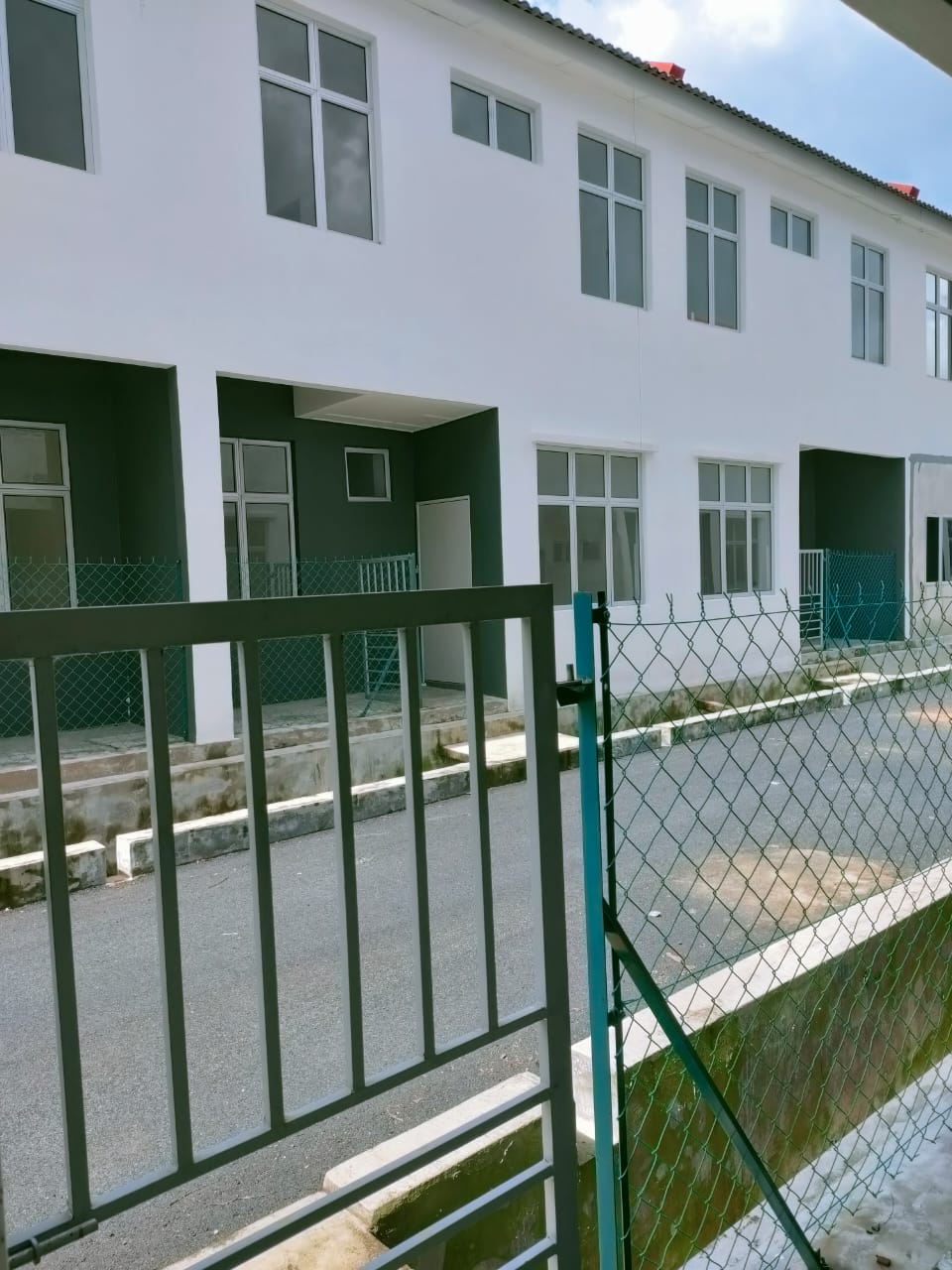Teres 2 Tingkat Taman Seri Mahkota Batu 11 Kuantan - photo 6